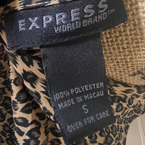 Express leopard print button polyester shirt Small - Picture 4 of 4